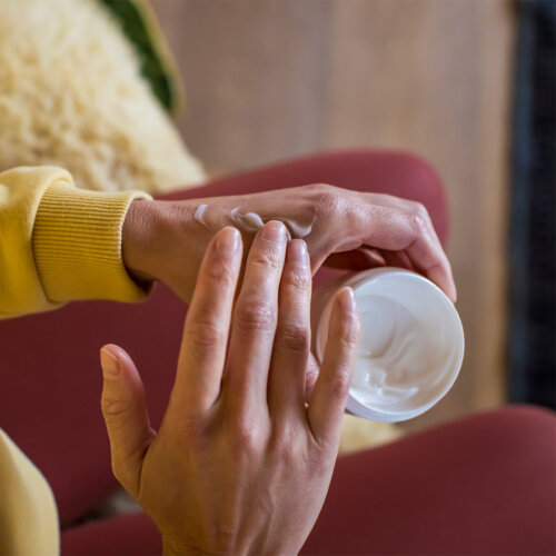 Cali Bear CBd Pain Relief Cream calibearlife.com @calibearcbd